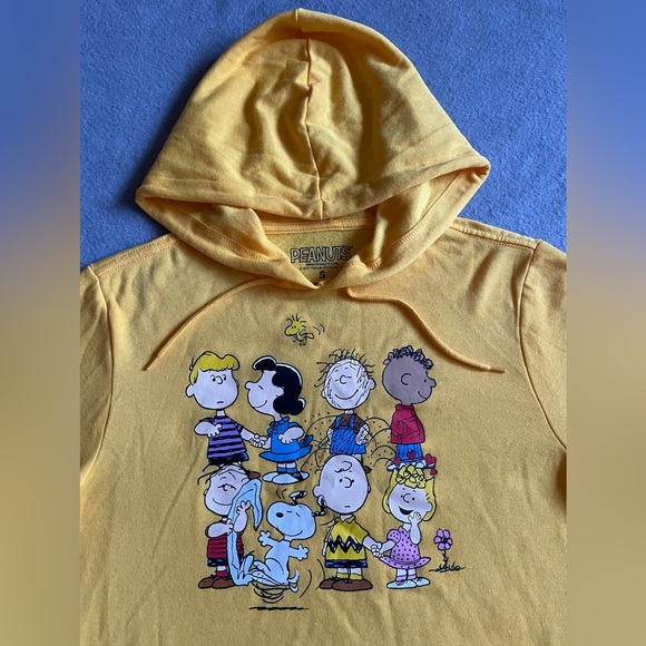 Peanuts Snoopy Hoodie Sweatshirt Yellow Small Cotton Blend Pullover - Picture 2 of 7